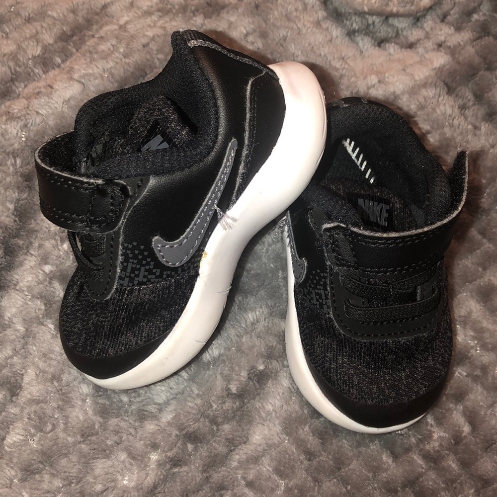 Nike flex contact